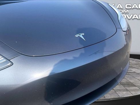Used 2018 Tesla Model 3 Long Range AWD/4WD image 27