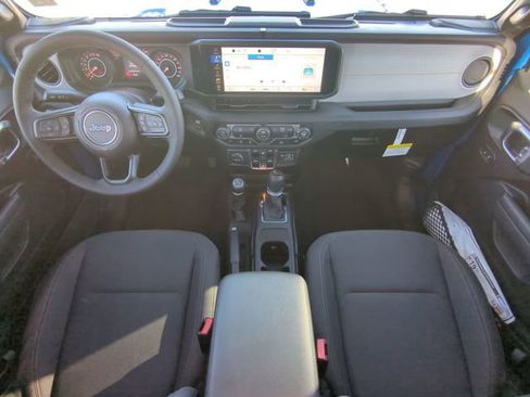 New 2026 Jeep Gladiator Sport image 16