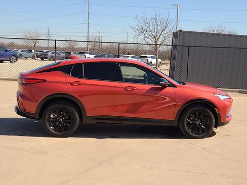 Used 2024 Buick Envista Sport Touring w/ Convenience I Package image 4