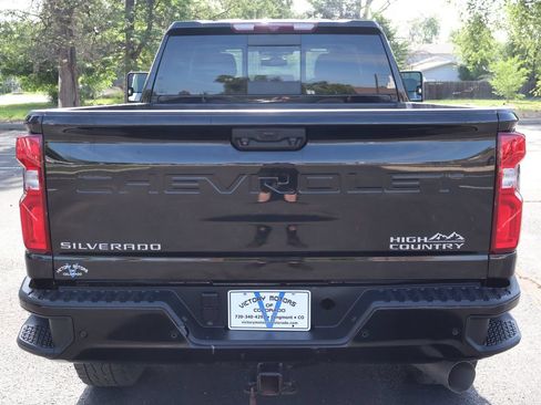 Used 2022 Chevrolet Silverado 3500 High Country w/ Safety Package II AWD/4WD image 6