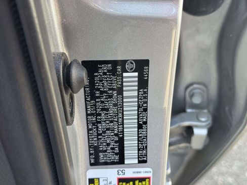 Used 2019 Toyota Camry XSE w/ Navigation Package FWD image 15