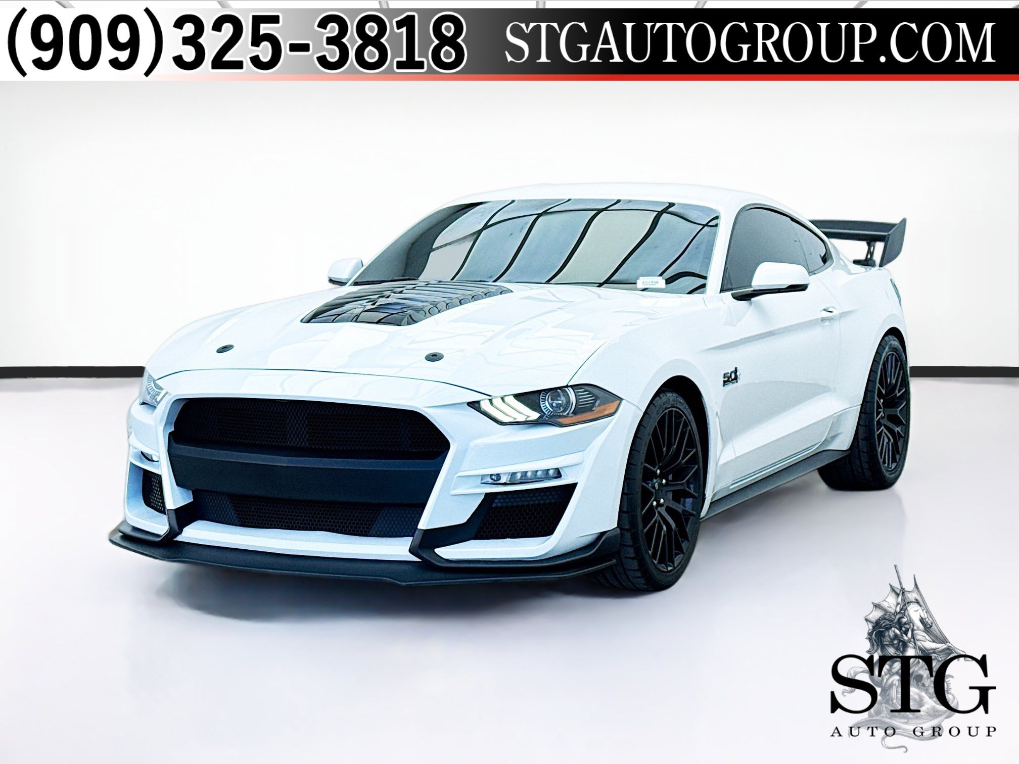 Used 2018 Ford Mustang GT Premium w/ Equipment Group 401A RWD image 1