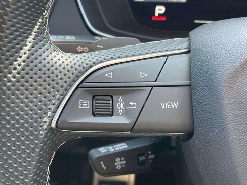 Certified 2023 Audi SQ5 Prestige w/ Prestige Package AWD/4WD image 19