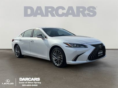 Certified 2024 Lexus ES 300h w/ Luxury Package