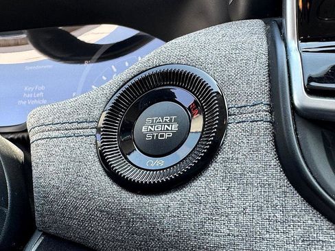 Used 2022 Jeep Compass Latitude w/ Convenience Group image 25