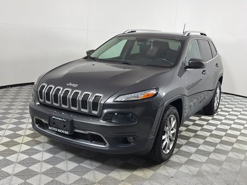 Used 2018 Jeep Cherokee Limited AWD/4WD image 10