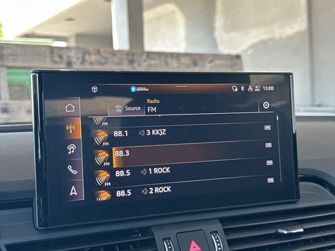 Used 2025 Audi Q5 2.0T Premium Plus w/ Premium Plus Package AWD/4WD image 18