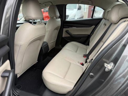 Used 2020 MAZDA MAZDA3 Sedan w/ Select Package image 9