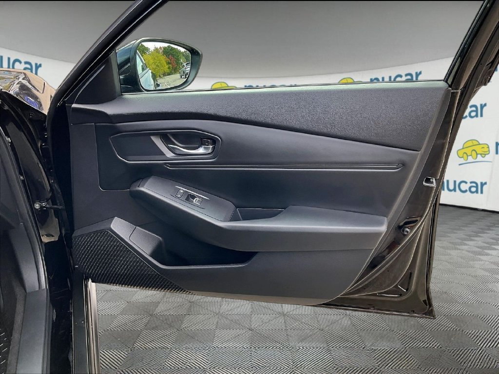 Used 2024 Honda Accord EX image 12