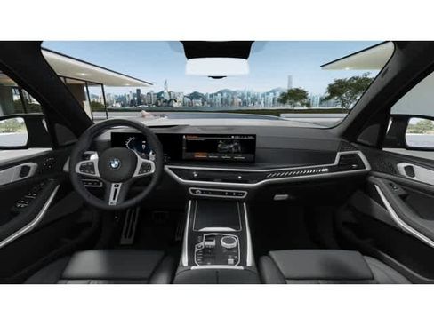 New 2026 BMW X7 M60i image 10