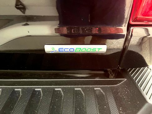 Used 2023 Ford F150 XLT image 32