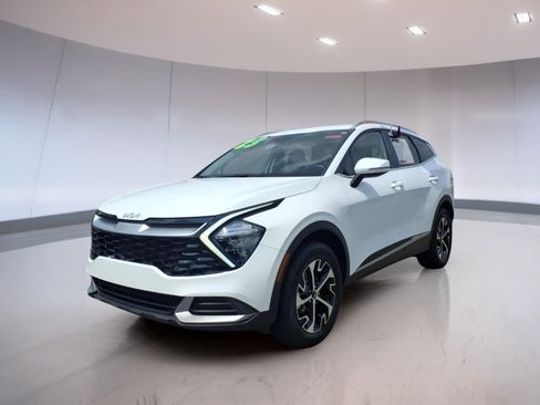 Used 2023 Kia Sportage EX AWD/4WD image 2