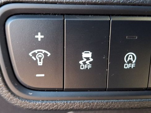 Used 2023 Kia Soul LX FWD image 24
