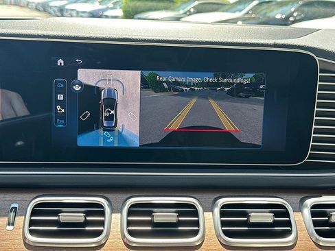 New 2026 Mercedes-Benz GLE 450 4MATIC image 32