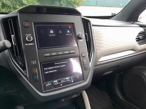 Certified 2025 Subaru Forester AWD/4WD image 24