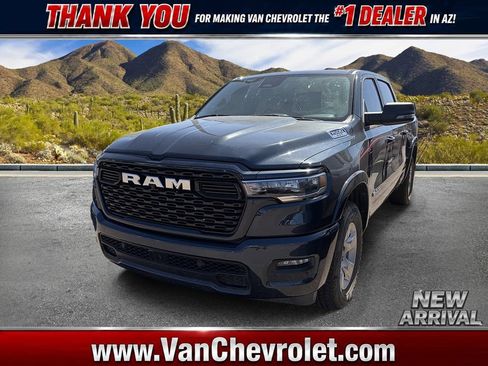 Used 2025 RAM 1500 Big Horn AWD/4WD image 1