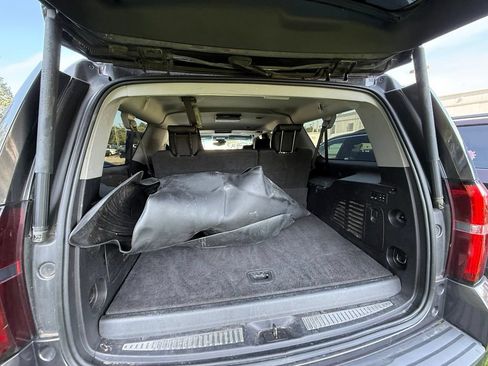 Used 2016 Chevrolet Suburban LT AWD/4WD image 28