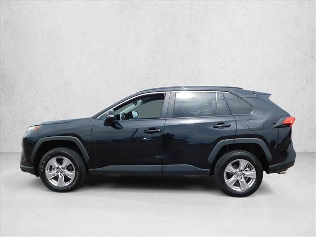 Used 2025 Toyota RAV4 XLE AWD/4WD image 15
