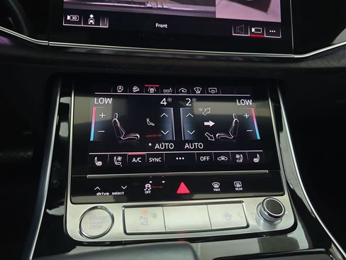 Used 2019 Audi Q8 Prestige AWD/4WD image 25