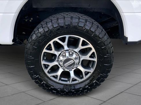 Used 2020 Ford F350 Lariat w/ Lariat Ultimate Package image 9