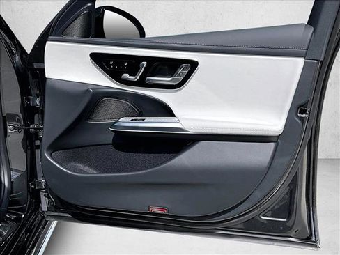 Used 2026 Mercedes-Benz E 450 4MATIC Sedan image 19