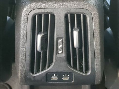 Used 2025 BMW X1 xDrive28i image 17