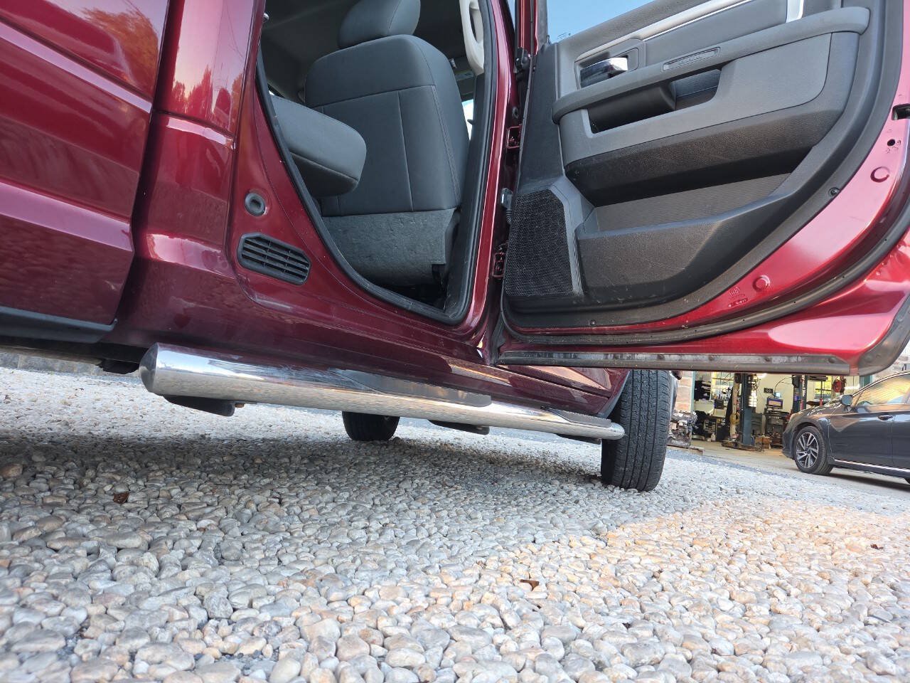 Used 2019 RAM 1500 Classic SLT AWD/4WD image 27