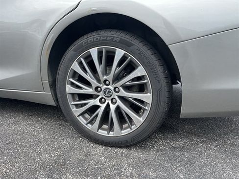 Used 2021 Lexus ES 250 w/ Premium Package AWD/4WD image 12