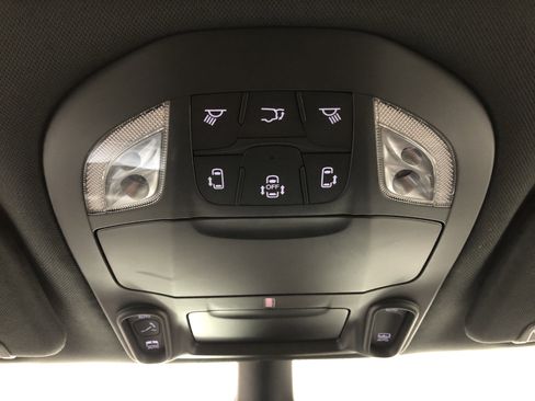 Certified 2024 Chrysler Pacifica Limited w/ S Appearance Package FWD image 20