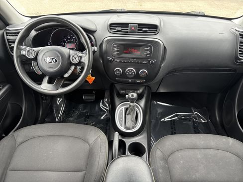 Used 2015 Kia Soul + FWD image 16