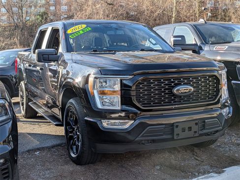 Used 2022 Ford F150 XL w/ STX Black Appearance Package image 4