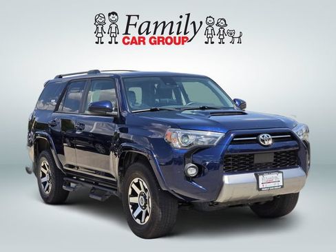 Used 2021 Toyota 4Runner TRD Off-Road AWD/4WD image 2