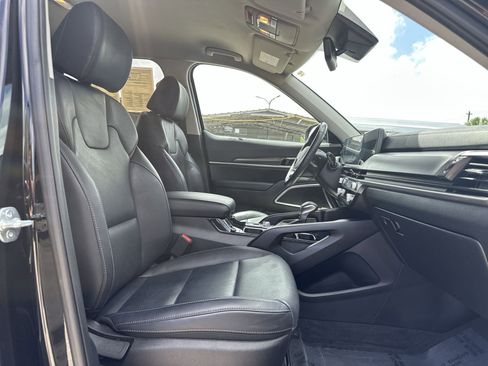 Certified 2024 Kia Telluride LX FWD image 26