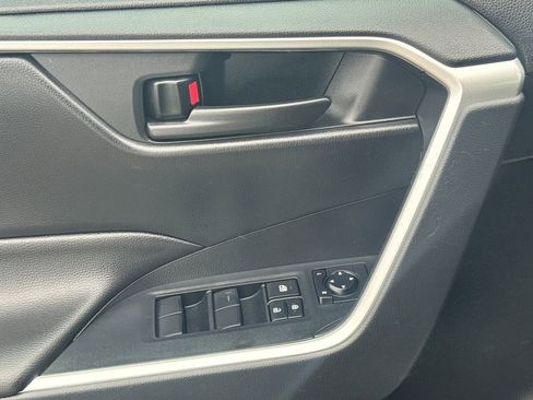 Used 2023 Toyota RAV4 LE image 32