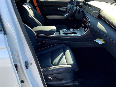 New 2026 Genesis GV70 2.5T Sport Prestige image 10