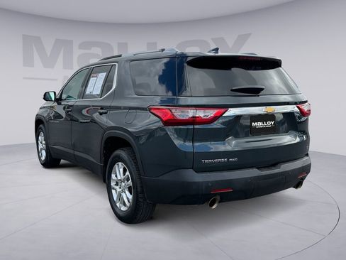 Used 2018 Chevrolet Traverse LT image 3
