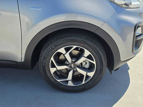 Used 2022 Kia Sportage LX AWD/4WD image 9