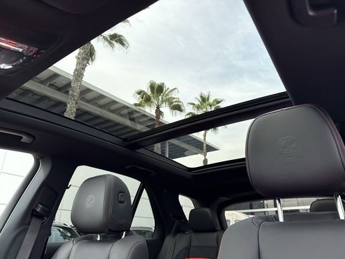 New 2026 Mercedes-Benz GLE 53 AMG 4MATIC image 2