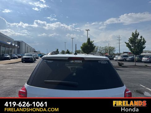 Used 2017 Chevrolet Equinox LT w/ Convenience Package FWD image 5