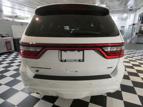 Used 2024 Dodge Durango GT image 5