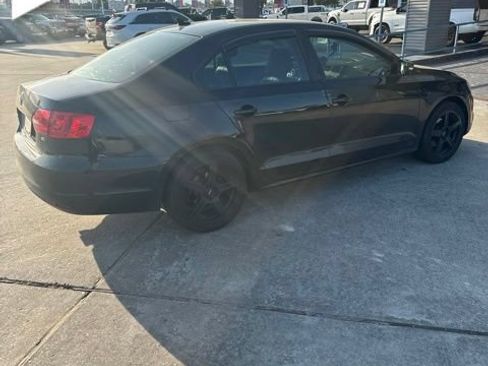 Used 2014 Volkswagen Jetta SE FWD image 6
