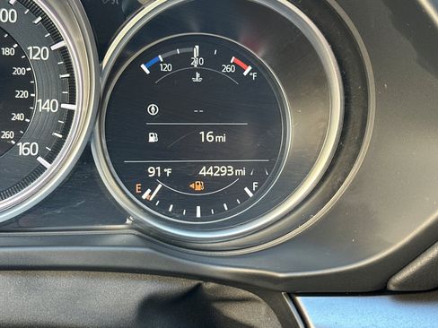 Used 2020 MAZDA CX-5 Touring FWD image 24