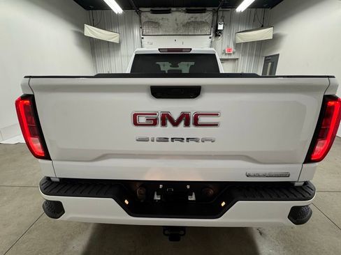 New 2026 GMC Sierra 1500 Elevation image 4