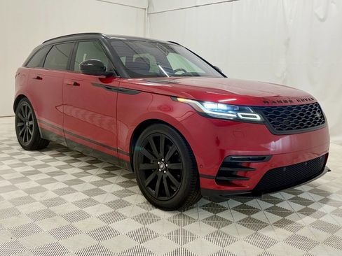 Used 2018 Land Rover Range Rover Velar R-Dynamic SE image 2