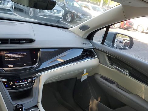 New 2025 Cadillac XT6 Premium Luxury w/ Technology Package image 17
