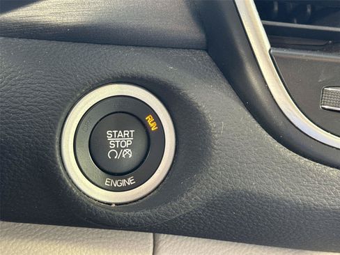 Used 2016 Chrysler 200 Limited FWD image 27