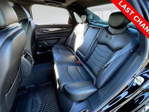 Used 2018 Cadillac CT6 Luxury image 26