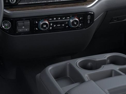 New 2026 GMC Sierra 1500 SLE w/ Preferred Package AWD/4WD image 24