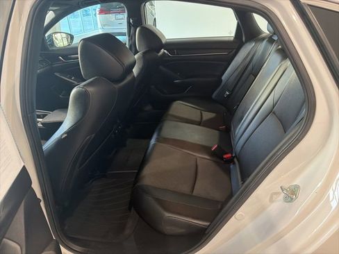 Used 2021 Honda Accord Sport image 14