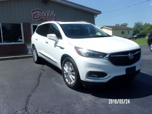 Used 2018 Buick Enclave Premium w/ Experience Buick Package AWD/4WD image 3